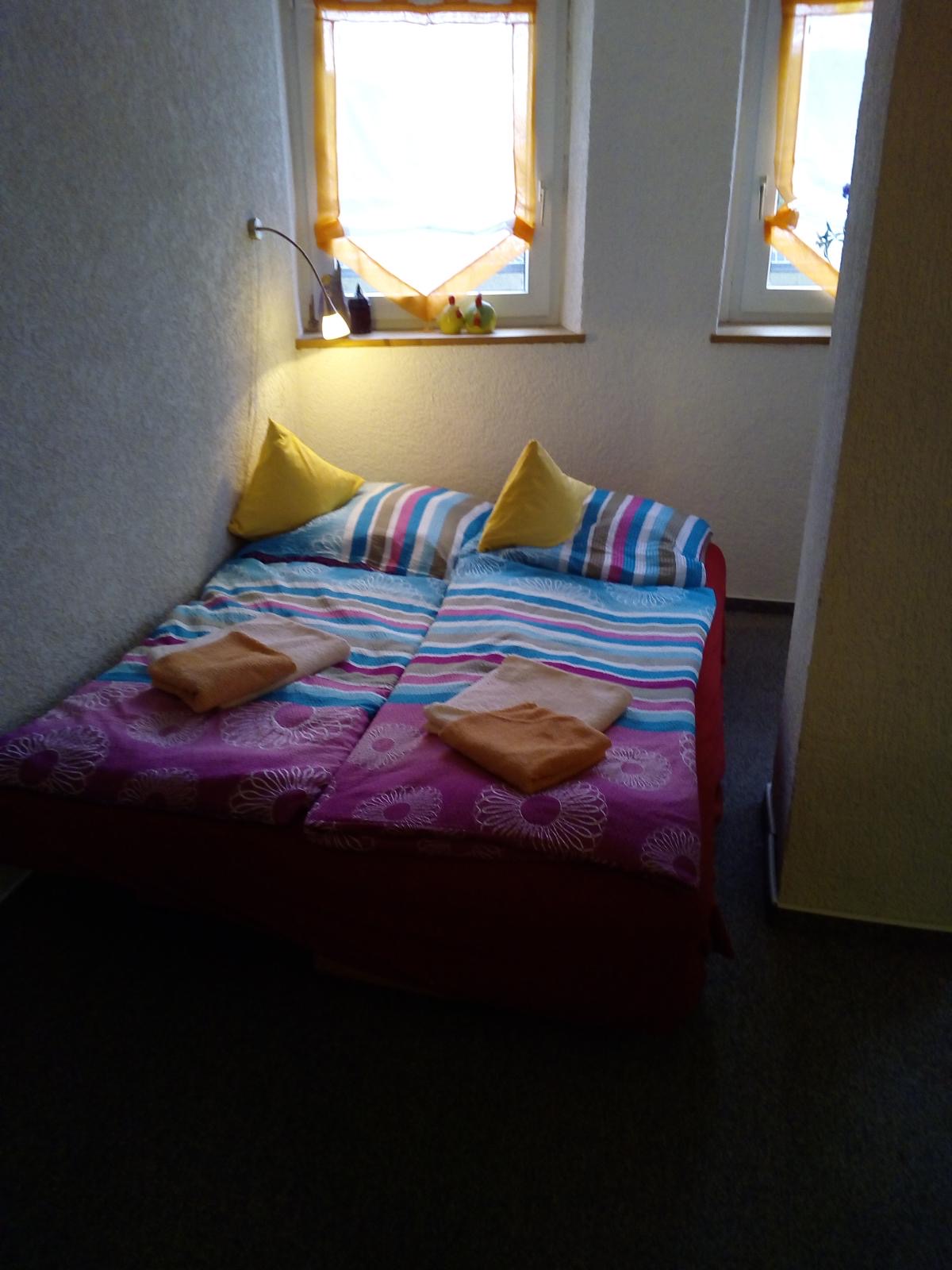 Aufbettung im Wohnzimmer